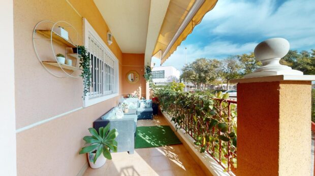 property image #3