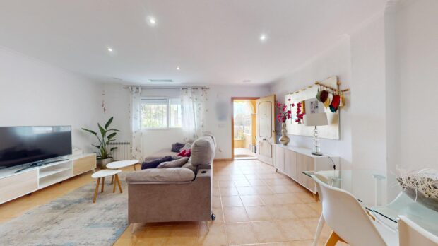 property image #4