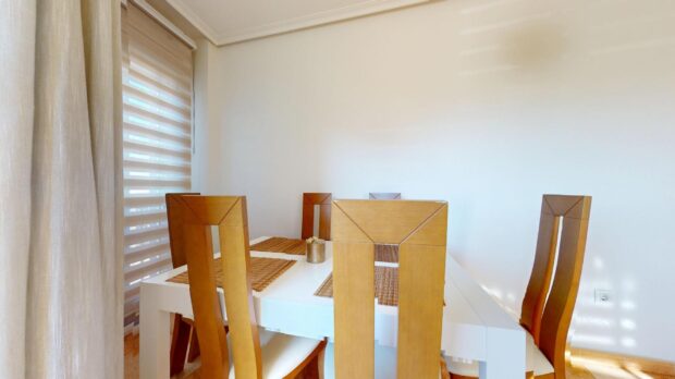 property image #3
