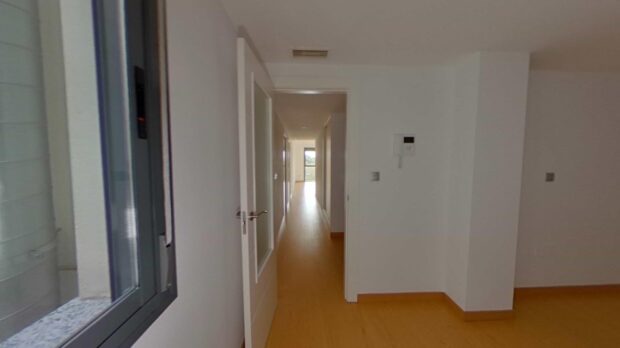 property image #3
