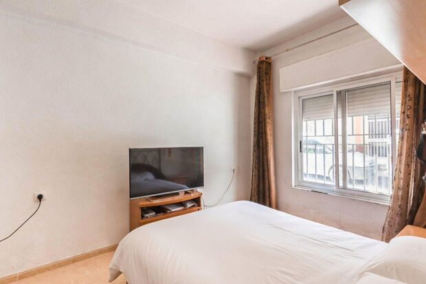 property image #3