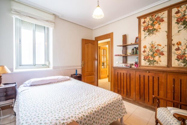 property image #2