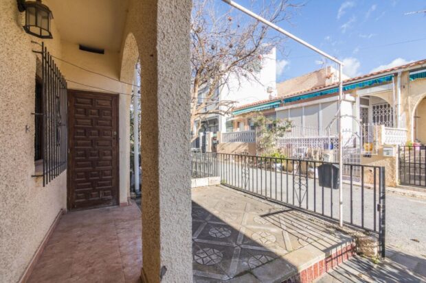property image #3