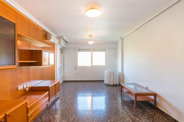 property image #1