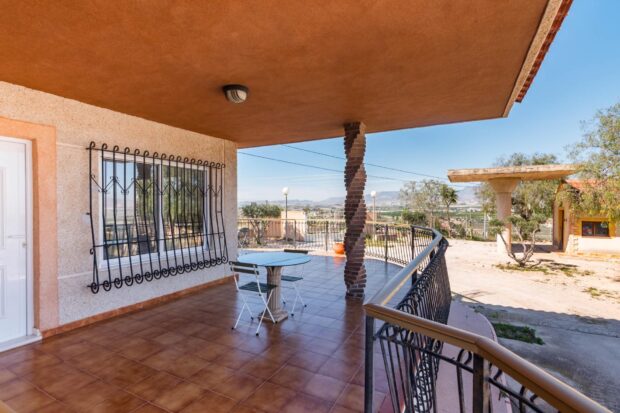 property image #3