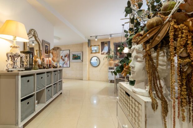 property image #2