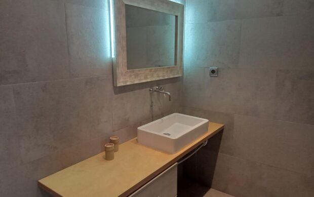 property image #3