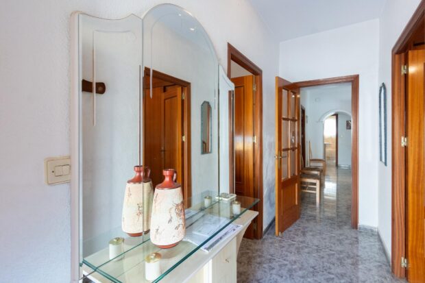property image #2