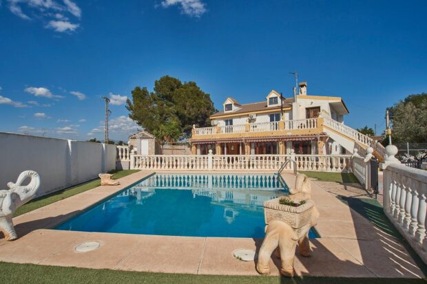 property image #0