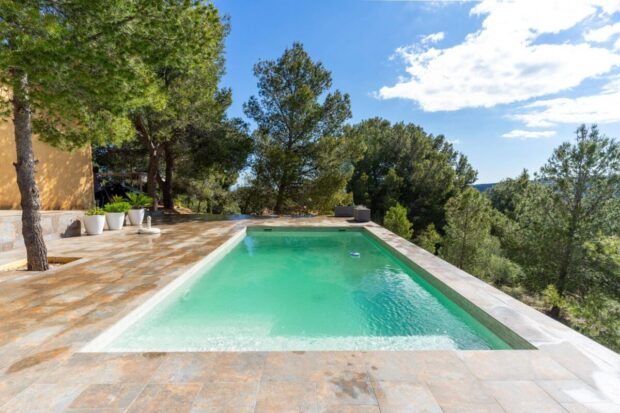 property image #2