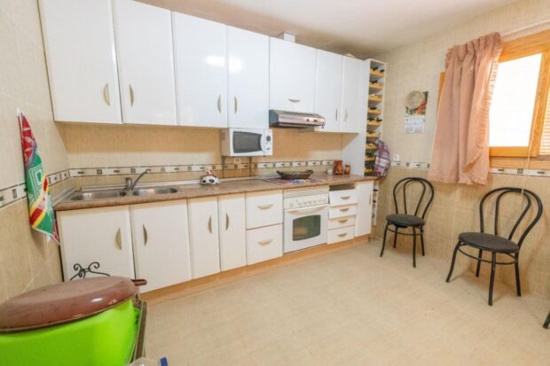 property image #2