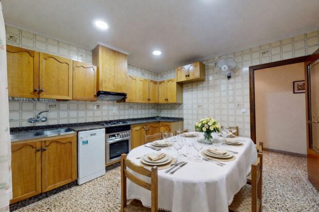 property image #2