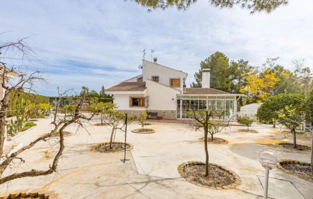 property image #1