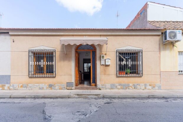 property image #0