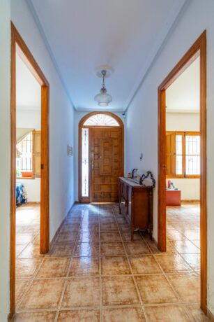 property image #1
