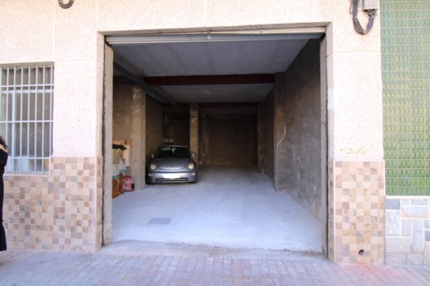 property image #0