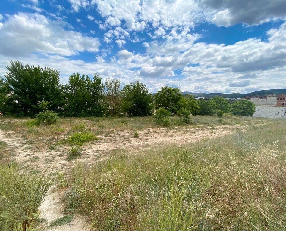 property image #0