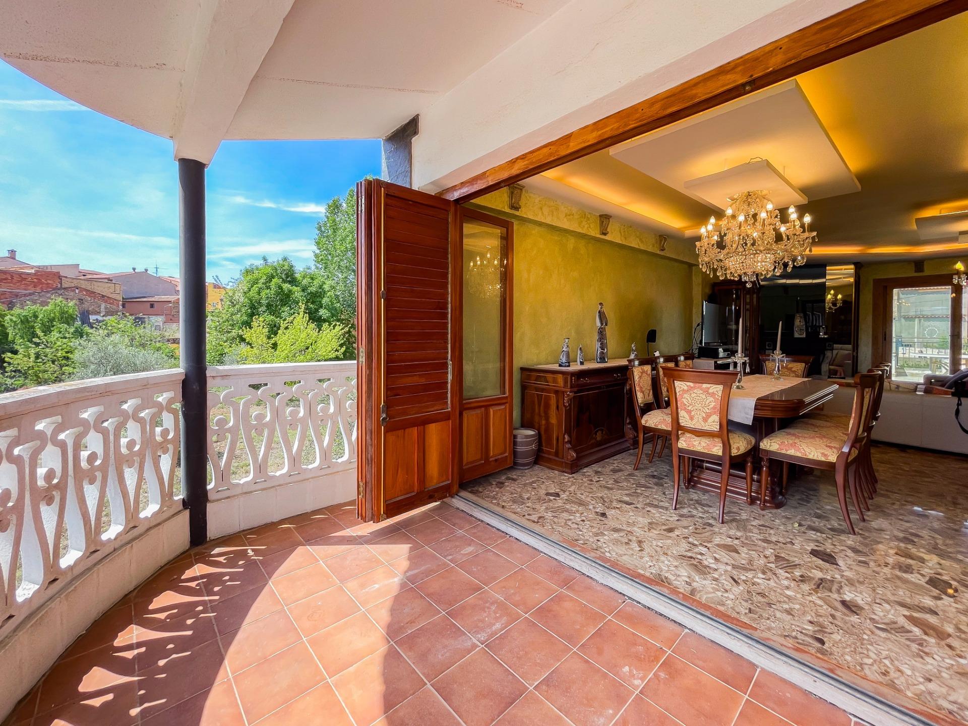 property image #3