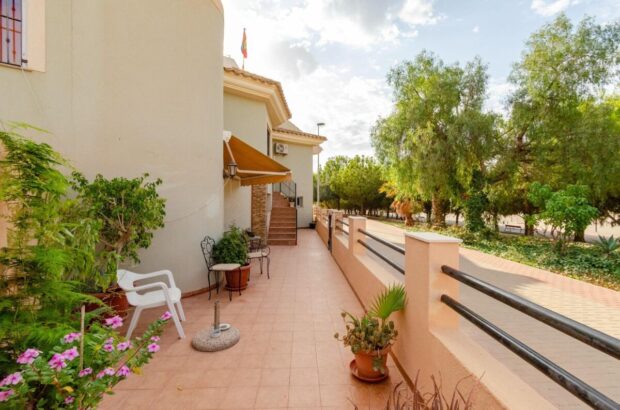 property image #1