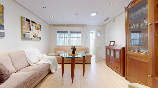 property image #1