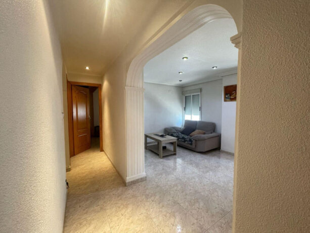 property image #3