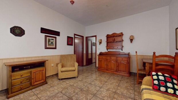 property image #3