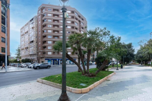 property image #0