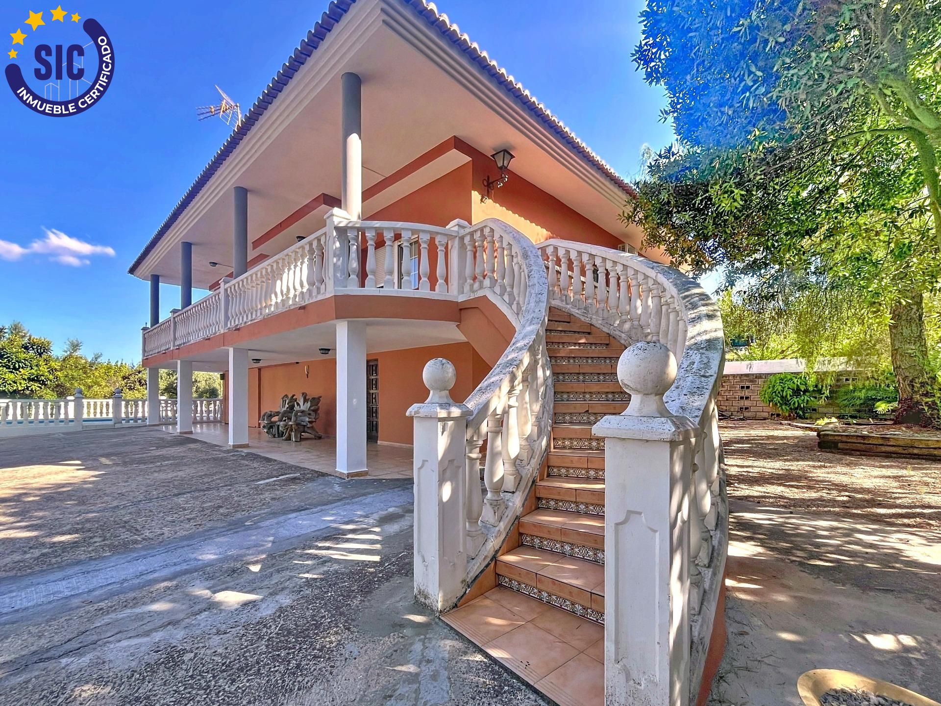 property image #1