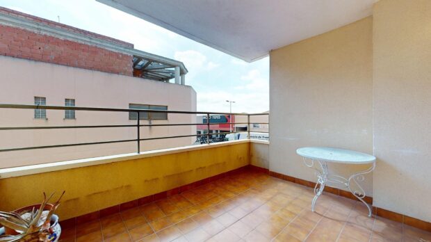 property image #2
