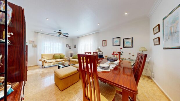 property image #1