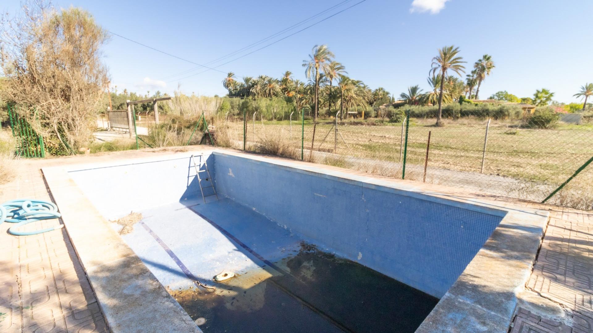 property image #3