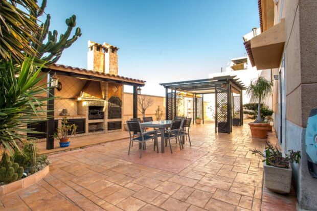 property image #0
