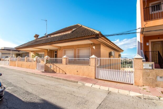 property image #2
