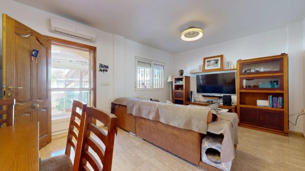 property image #3