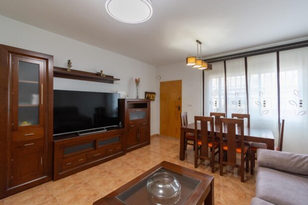 property image #3