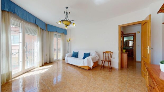 property image #2