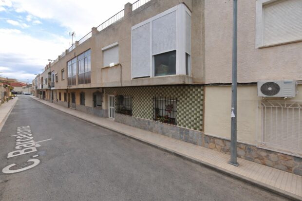 property image #1