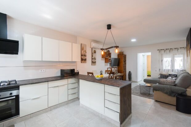 property image #3