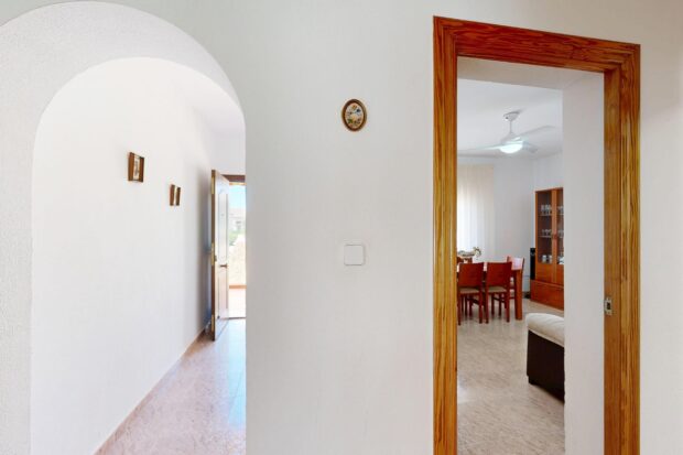 property image #3