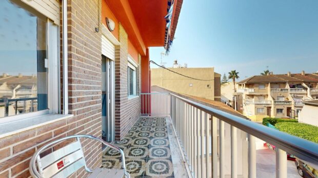 property image #3