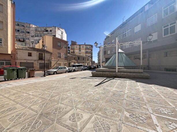 property image #4