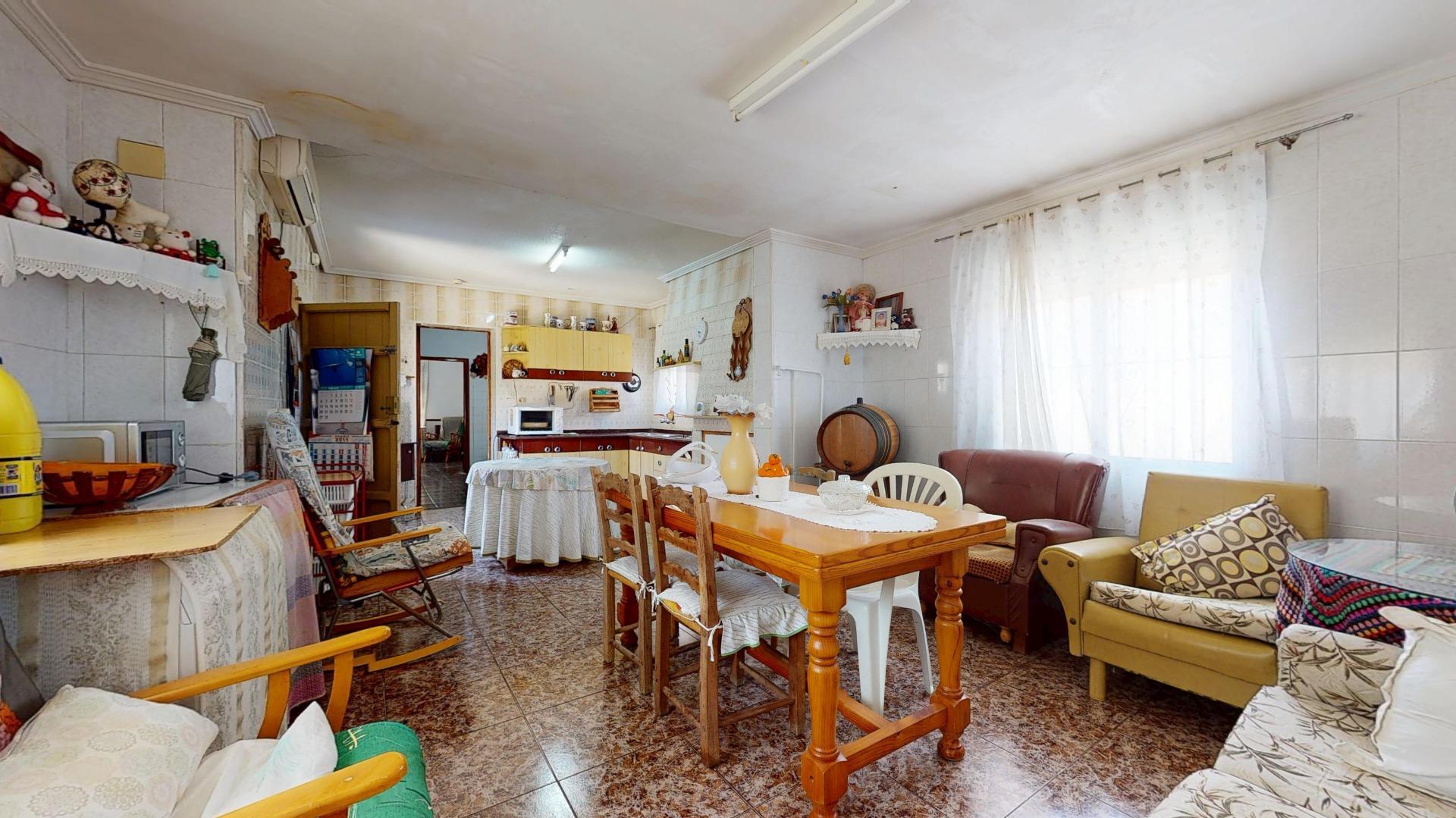 property image #1