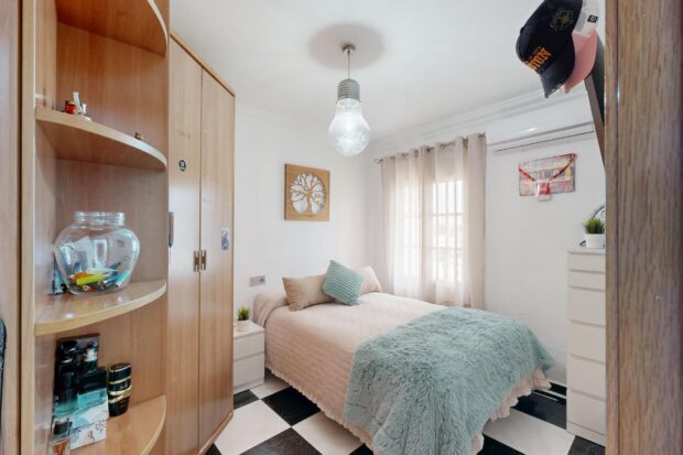 property image #3
