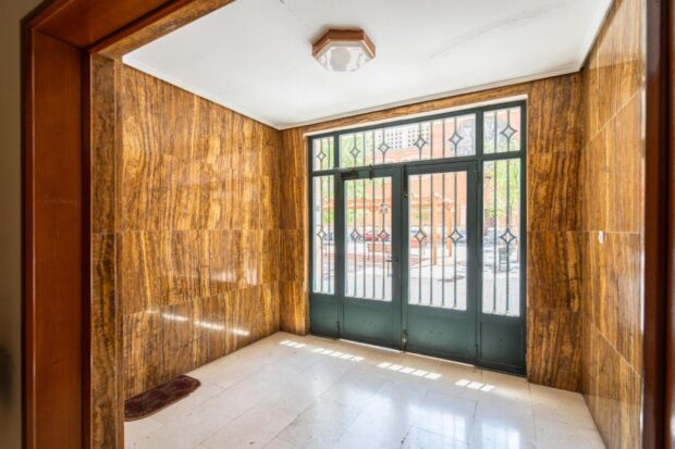 property image #3