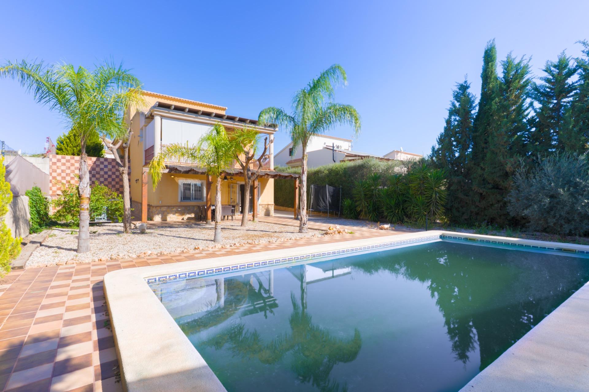 property image #1