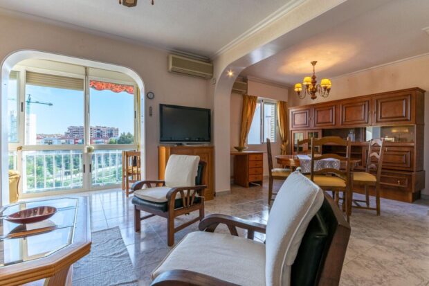 property image #3