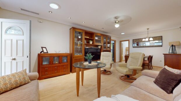property image #1
