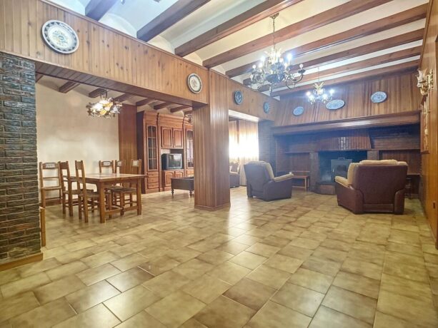 property image #2