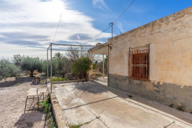 property image #3