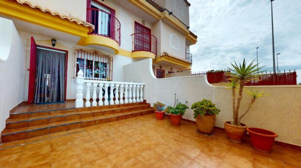 property image #1